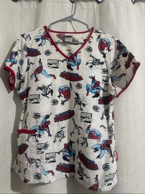 Marvel Spider-Man Print Scrub Top in White, Red & Blue